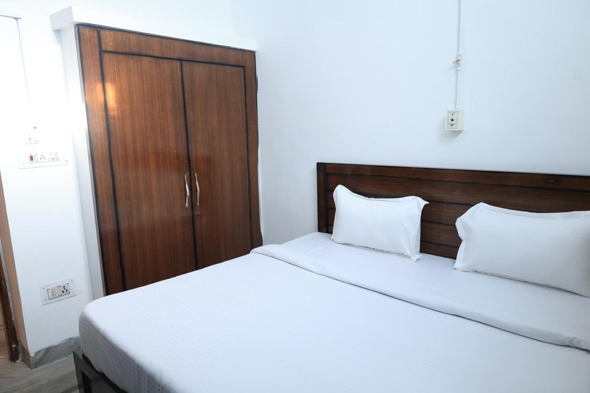 מלון Anmol Residency דהראדון מראה חיצוני תמונה